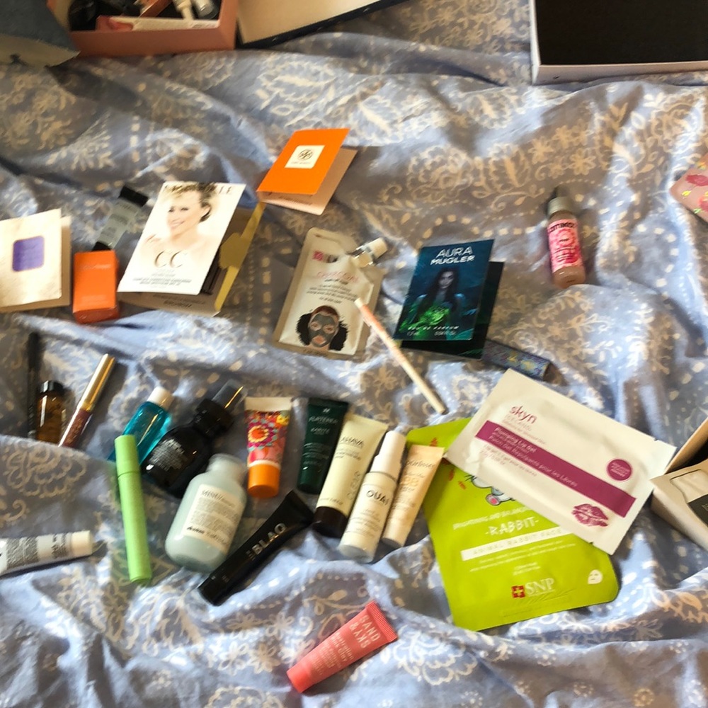 2 free products with purchase!